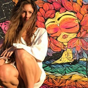 Meet your Posher, Janel